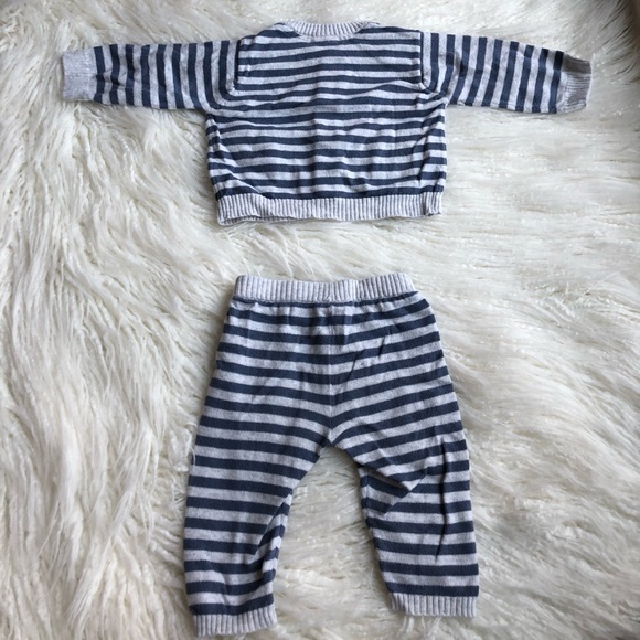 Carter’s Matching sets - Picture 3 of 3